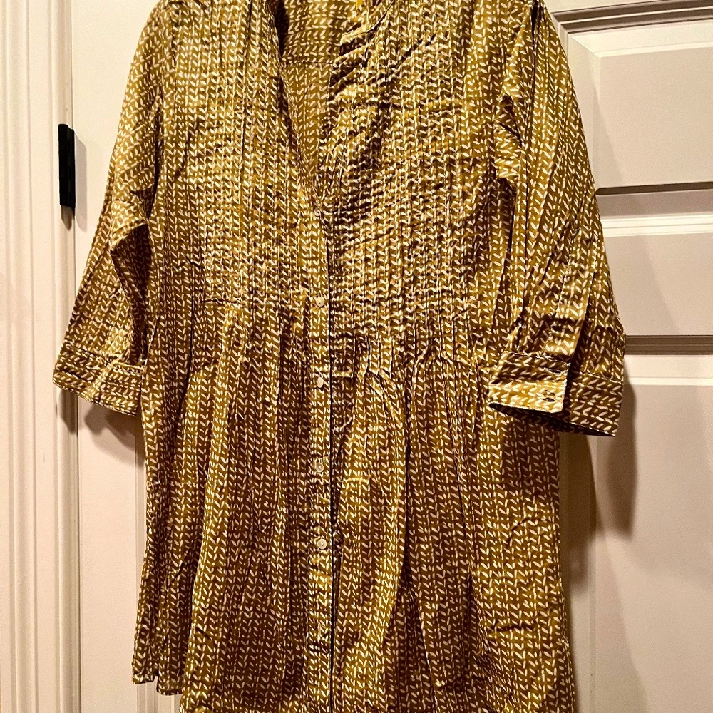 Rock Flower Paper pin tuck tunic